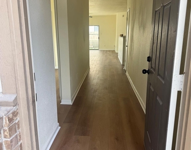16531 Cheshire Grove Lane - Photo Thumbnail 1