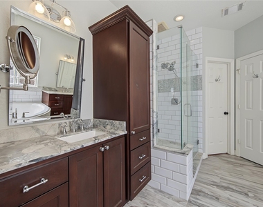 2422 Lansing Circle - Photo Thumbnail 25