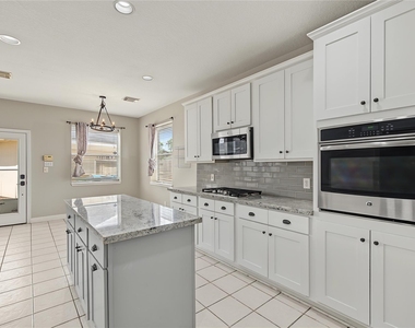 2422 Lansing Circle - Photo Thumbnail 19