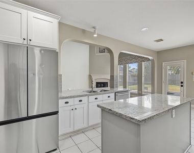 2422 Lansing Circle - Photo Thumbnail 18