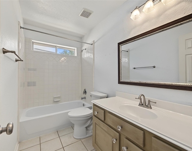 2422 Lansing Circle - Photo Thumbnail 43