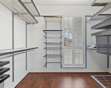 2422 Lansing Circle - Photo Thumbnail 28