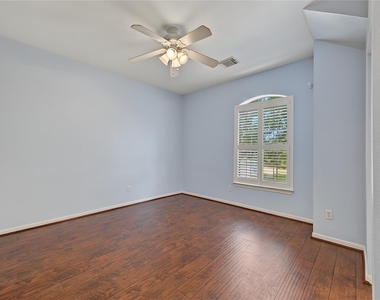 2422 Lansing Circle - Photo Thumbnail 29