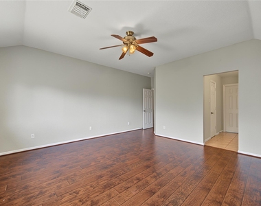 2422 Lansing Circle - Photo Thumbnail 37