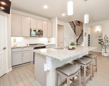 31307 Brown Fern Drive - Photo Thumbnail 12