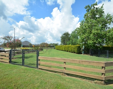 31307 Brown Fern Drive - Photo Thumbnail 34