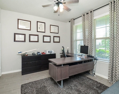 31307 Brown Fern Drive - Photo Thumbnail 6