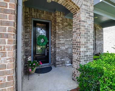 31307 Brown Fern Drive - Photo Thumbnail 3