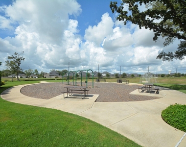 31307 Brown Fern Drive - Photo Thumbnail 32