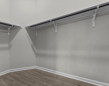 102 Camelia Street - Photo Thumbnail 28