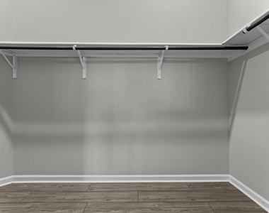 102 Camelia Street - Photo Thumbnail 29