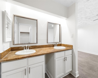 1815 Millbury Drive - Photo Thumbnail 27