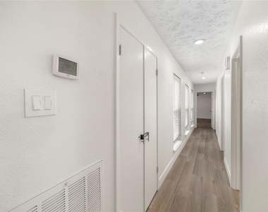 1815 Millbury Drive - Photo Thumbnail 18