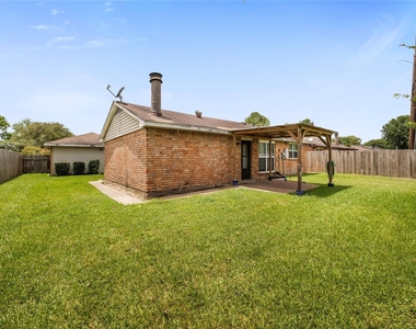 1815 Millbury Drive - Photo Thumbnail 40
