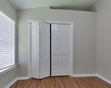 3130 Kelling Street - Photo Thumbnail 12