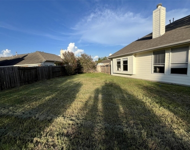 3847 Landon Park Drive - Photo Thumbnail 27