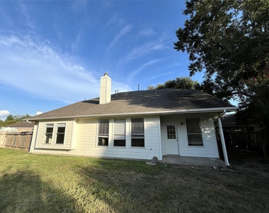 3847 Landon Park Drive - Photo Thumbnail 25
