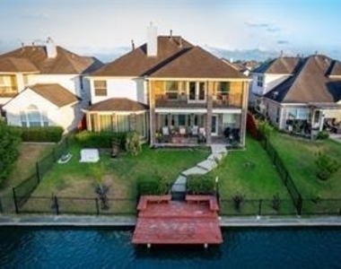 4026 Tuscan Shores Dr - Photo Thumbnail 23