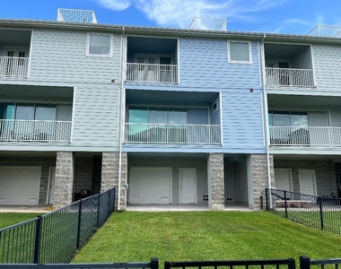 2704 Veranda Falls - Photo Thumbnail 1