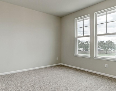 2704 Veranda Falls - Photo Thumbnail 7