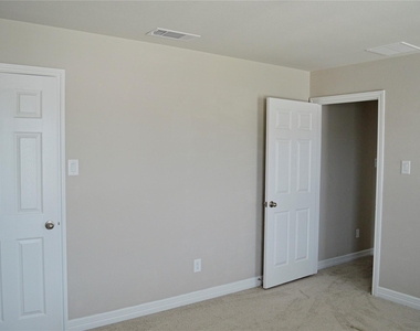 13146 Rowan Green Drive - Photo Thumbnail 9