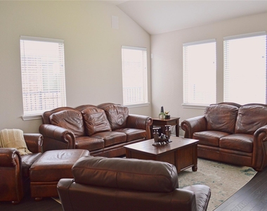 13146 Rowan Green Drive - Photo Thumbnail 2