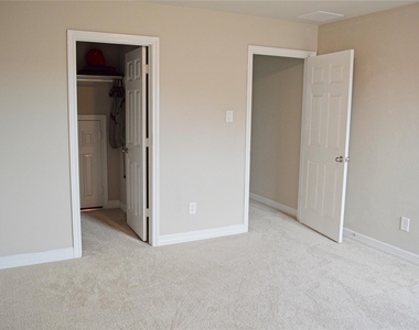 13146 Rowan Green Drive - Photo Thumbnail 13