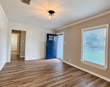 7619 Joplin Street - Photo Thumbnail 4
