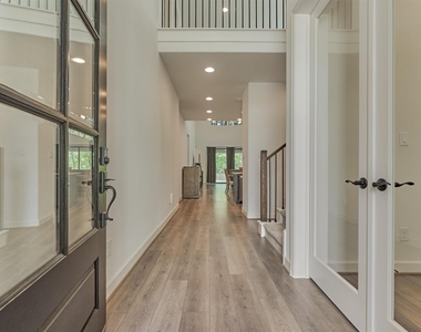 301 Water Tupelo Drive - Photo Thumbnail 2
