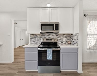 6455 Allerton Street - Photo Thumbnail 20