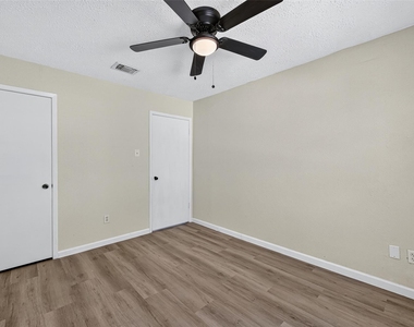 6455 Allerton Street - Photo Thumbnail 38