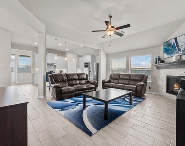 10806 Chrysalis Court - Photo Thumbnail 7