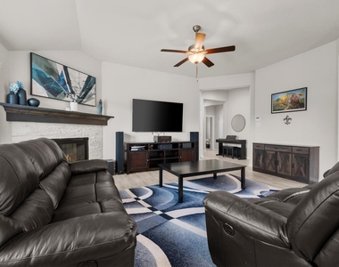 10806 Chrysalis Court - Photo Thumbnail 10