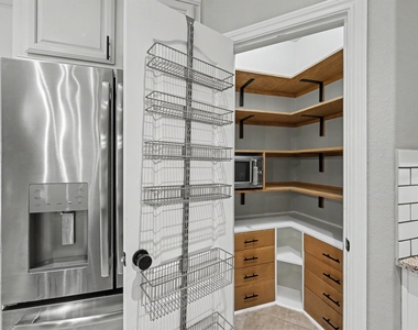 236 Clementine Court - Photo Thumbnail 9