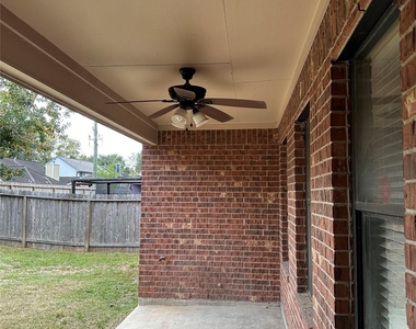 2610 Lexington Park Drive - Photo Thumbnail 4