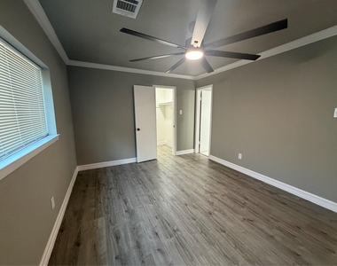 23815 Firegate Drive - Photo Thumbnail 8