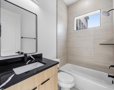 9106 Coffee Street - Photo Thumbnail 8