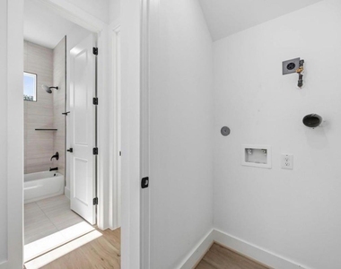 9106 Coffee Street - Photo Thumbnail 19