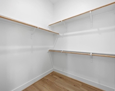 9106 Coffee Street - Photo Thumbnail 18