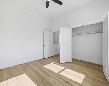 9106 Coffee Street - Photo Thumbnail 12