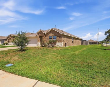 18651 Swainboro Drive - Photo Thumbnail 2