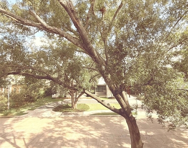 2475 Underwood Street - Photo Thumbnail 20