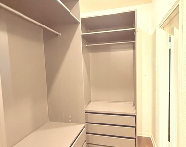 2475 Underwood Street - Photo Thumbnail 14