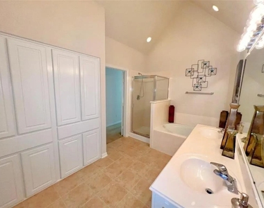 24 W Greenhill Terrace Place - Photo Thumbnail 16