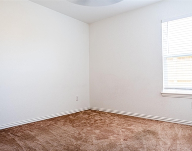 12619 Gallowhill Drive - Photo Thumbnail 5