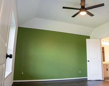 12619 Gallowhill Drive - Photo Thumbnail 9