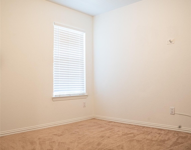 12619 Gallowhill Drive - Photo Thumbnail 6