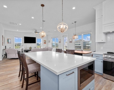 26930 Estuary Drive - Photo Thumbnail 9
