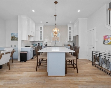 26930 Estuary Drive - Photo Thumbnail 8