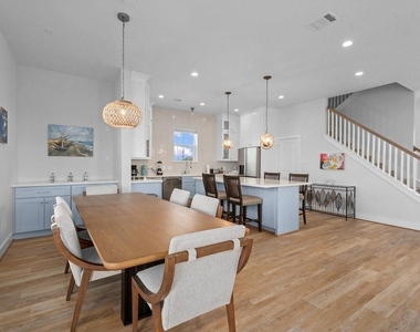 26930 Estuary Drive - Photo Thumbnail 12